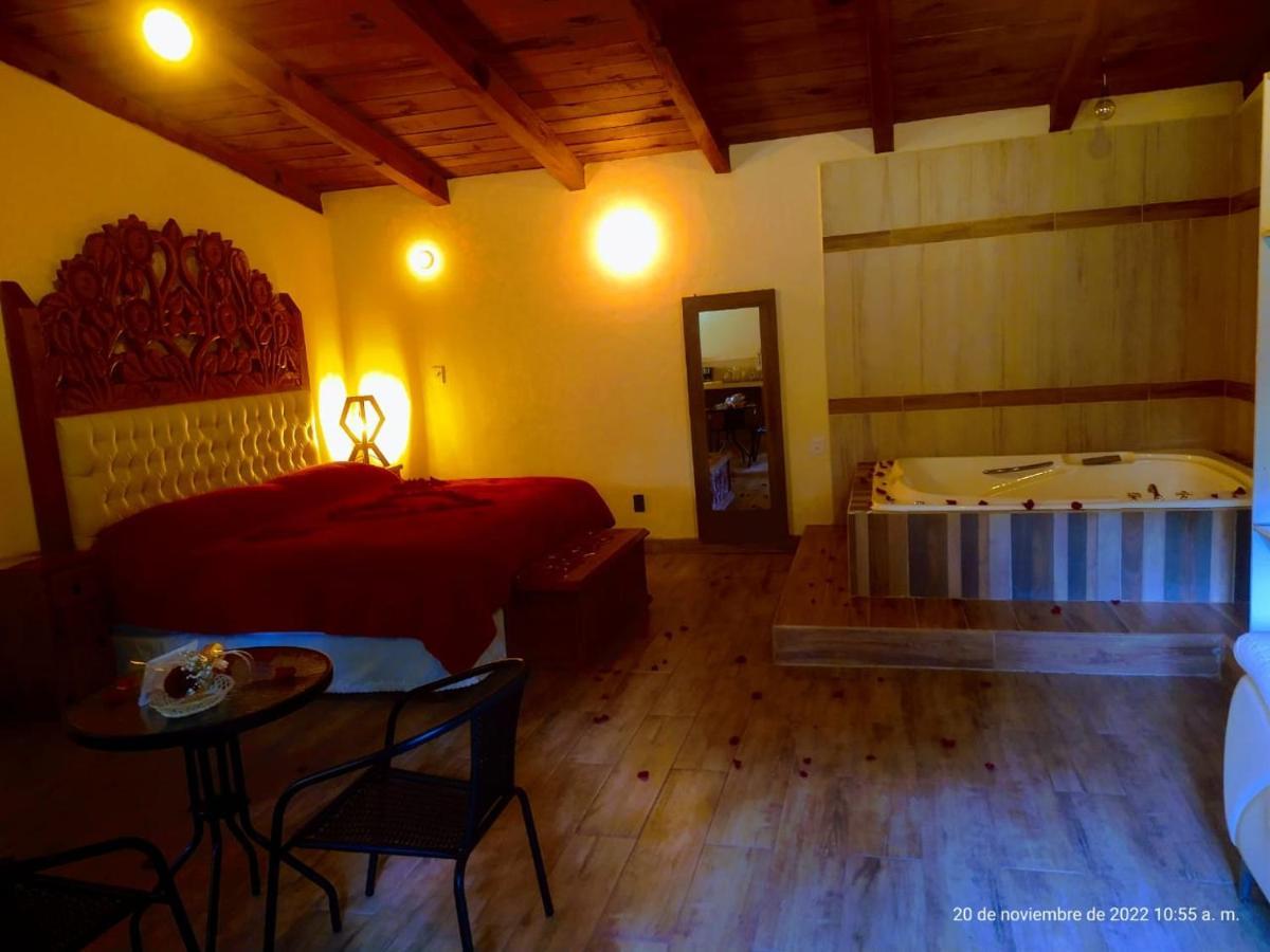 Hotel Rincon Del Bosque Mazamitla Exterior foto